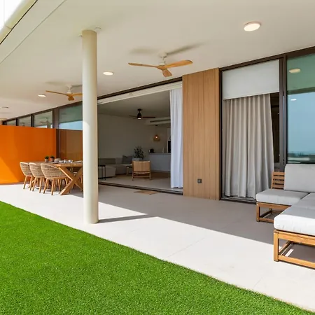 Vivi Homes - Valley - Sea Views - Pool - Terrace פואנגירולה