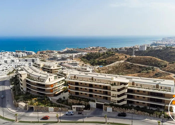 Vivi Homes - Valley - Sea Views - Pool - Terrace Fuengirola