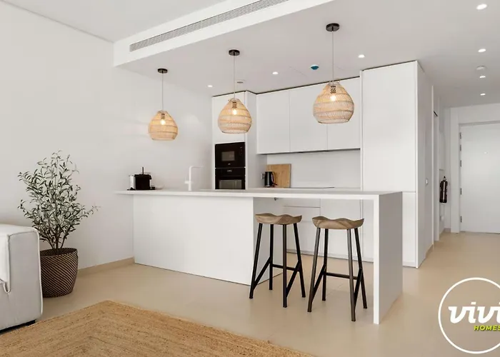 Vivi Homes - Valley - Sea Views - Pool - Terrace Apartment Fuengirola